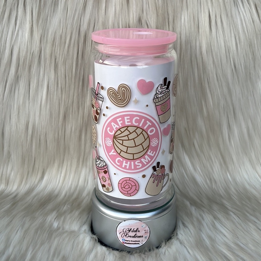 Cafecito Y Chisme  Glass Can  , 16oz